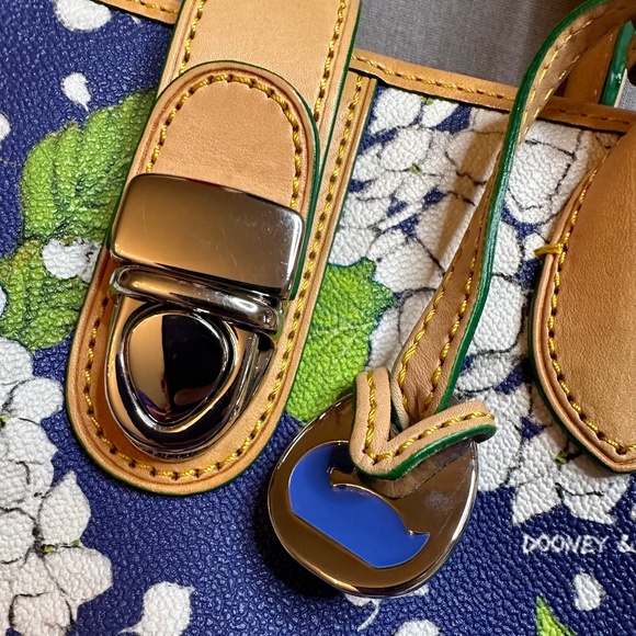 Dooney & Bourke Blue and White Hydrangea Floral Print Bag - Picture 4 of 16